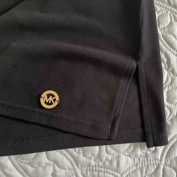 MICHAEL MICHAEL KORS || Black Short Ladder Sleeve Top. Sz. M - Picture 4 of 8